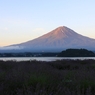 早朝の富士山