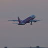 夕暮れの飛行機③