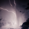 迸る雲間雷