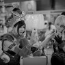 物事深刻には考えません
