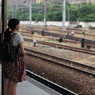 ホームの女の子