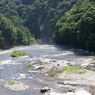 滝の遠景