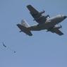 横田基地友好祭　落下傘