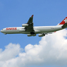 「良い空～」 SWISS A340-313 HB-JMH 飛び立ち