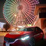 友人の愛車と観覧車