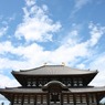 立ち誇る