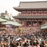 「浅草寺の賑わい」
