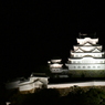 城と黒。