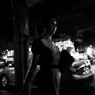 in the distance・・夜の美女