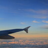 飛行機にて