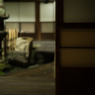 座って見る