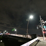 川縁の交差点