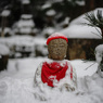 赤い帽子の雪地蔵様