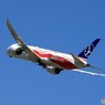 「ブルー」 LOTポーランド特別塗装787-9 出発です