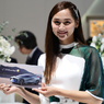 トヨタブースのおねえさん
