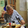 味わうじいちゃん