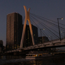中央大橋　黄昏時　橙色