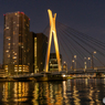 中央大橋　夜景　橙色
