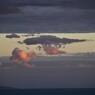 雲と海の間