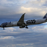  「晴れ」STAR WARS R2-D2 787 Landing