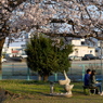 写真掌編：にほひをこせよ 番外：夕陽の二人：写真歌；NTW232