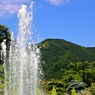 噴水と箱根大文字