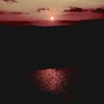 写真句：さざ波に夕陽