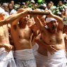 祭りの男衆  (375T)