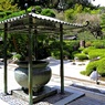 香炉と枯山水庭園