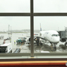 エアバスA350が　羽田に着いたら雨でした！