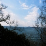 シルエットと海と空