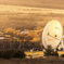 夕日に染まる電波望遠鏡