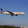 「晴れ」UNITED 777-224 N78013    到着です