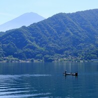 奥河口湖の湖畔