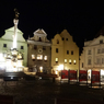 チェコ南部（８５３）　夜の広場・チェスキー・クルムロフ