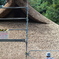 茅葺屋根の葺き替え作業