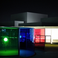夜の美術館　ホワイトBOX