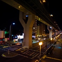 夜間の名古屋高速都心環状線