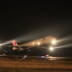 JAL 　MD-90 夜間飛行のはじまり