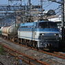 EF66形が牽引する貨物列車