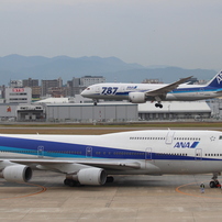 ANA B747-400＆B787-8