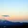 富士山と月