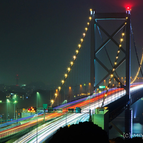 夜の関門橋