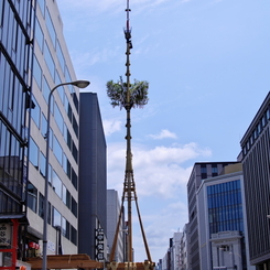 七月空に建てる