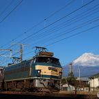 EF66 26と富士山