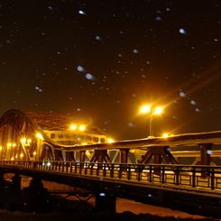 雪舞う旭橋