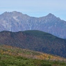 山肌の紅葉