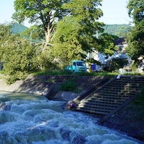 軽トラの有る風景