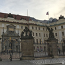 チェコ（３２４）プラハ城の入口
