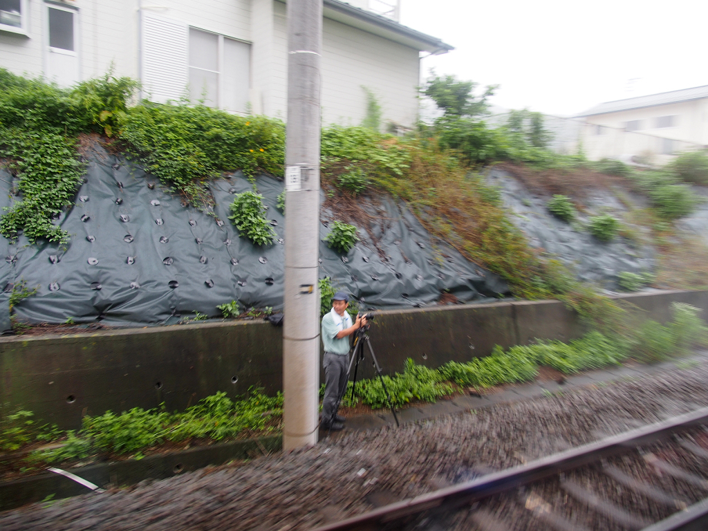 余談：おっちゃん！線路ははいっちゃイカン！！